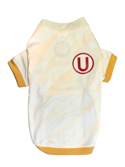 camiseta U local